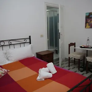 Bel Ami Couette-café