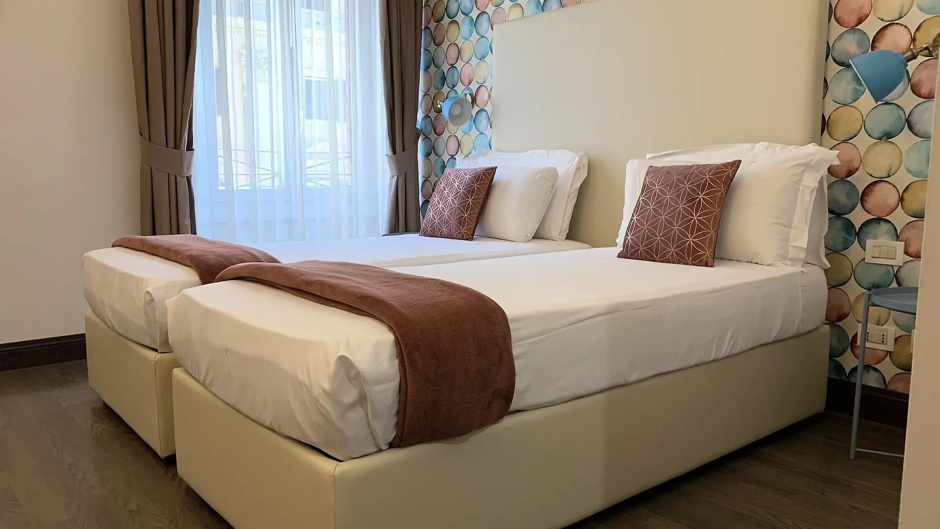 ***  Relais Piazza Del Popolo Bed & Breakfast Rome Italy